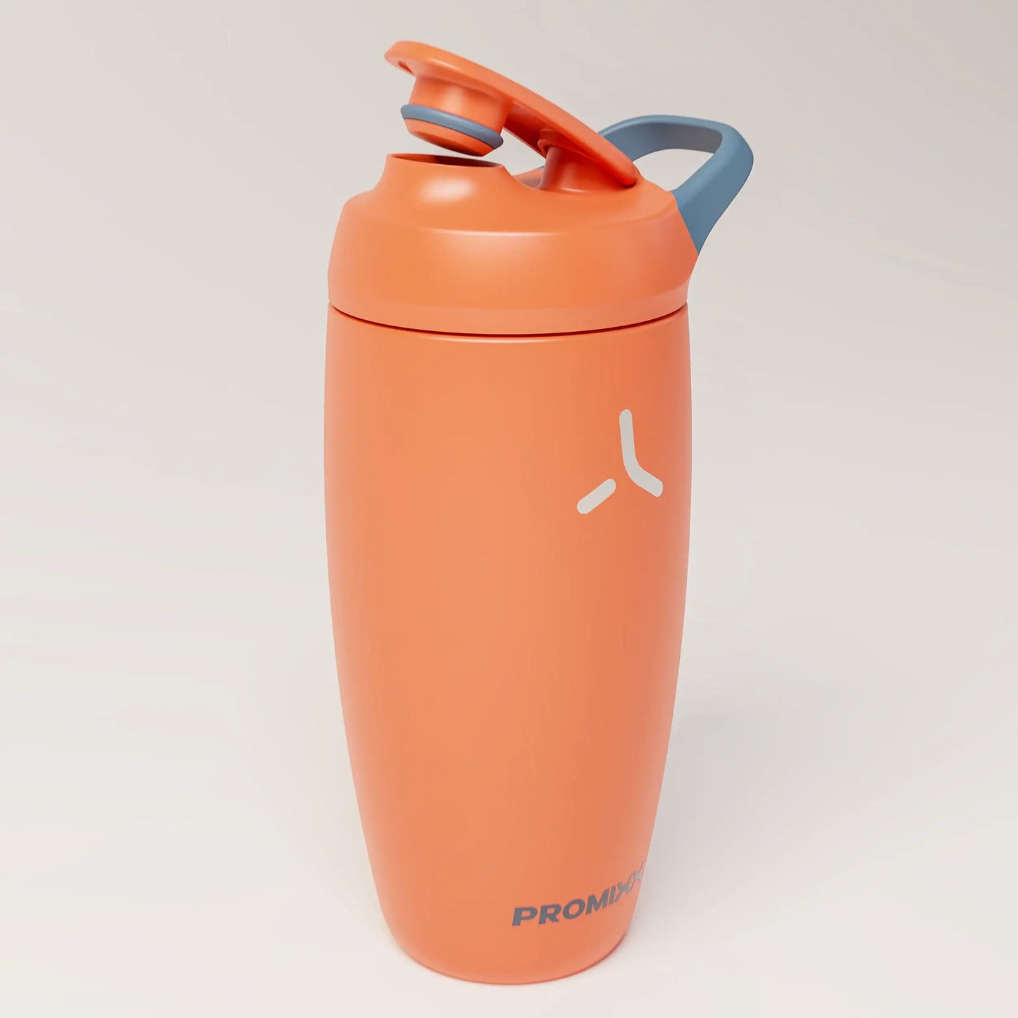 insulated-performance-shaker-bottle-q2 SHKR_18550_dwSS-S1.1_burntOrange_midnightBlue_2_3_highLeft_edit.png