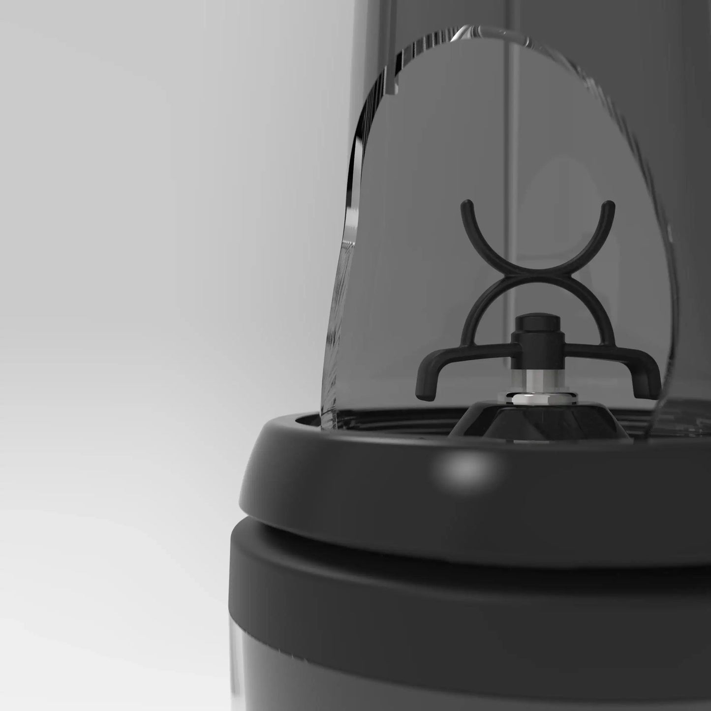 nutrition-and-protein-blender-n2 xblade_cutaway.1660.jpg